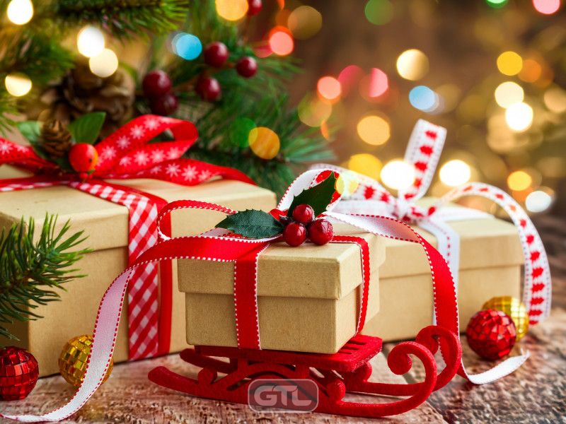 С Новым годом! С Новым годом!
