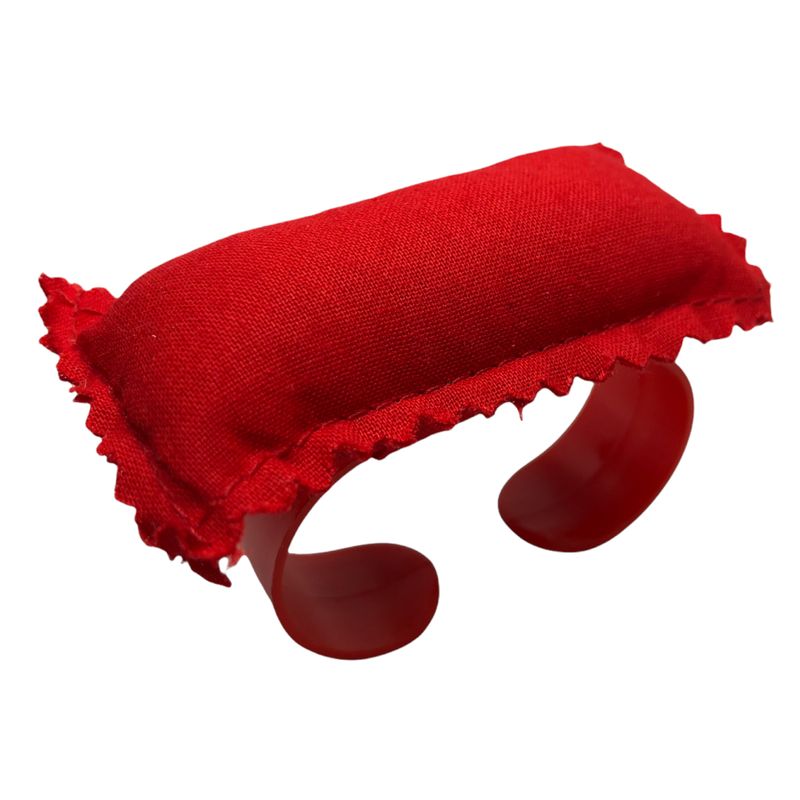 Ігольниця на руку з пластиковим браслетом, прямокутна 70х35мм