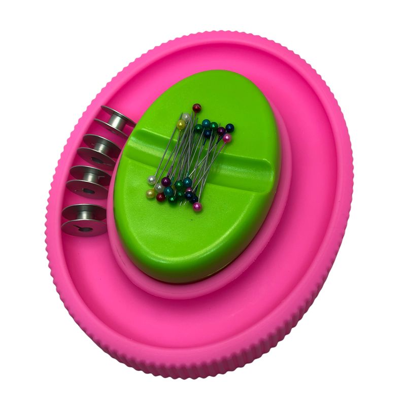 Органайзер для катушек с магнитной игольницей