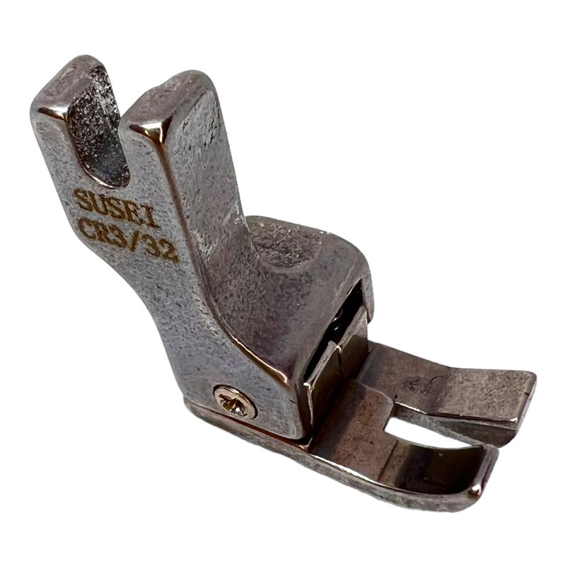 Лапка для промышленных швейных машин, для отсрочки от края на 2, 4мм подпружиненная односторонняя CR 3/32, CH, правая